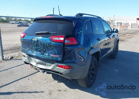 2018 Jeep Cherokee Trailhawk 4X4 from USA, damaged, VIN 1C4PJMBB0JD548009